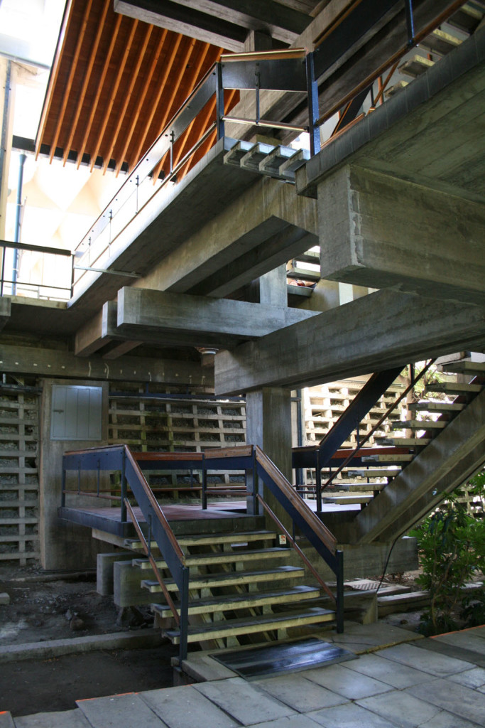 Tunnel Building Stair